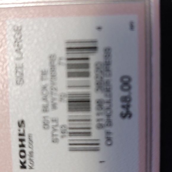 Off Shoulder JC dress - Picture 7 of 7